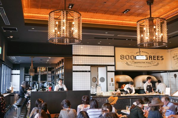 800 Degrees Neapolitan Pizzeria NEWoMan by null