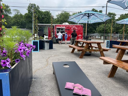 The Truck Stop by null