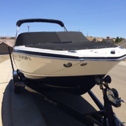Brothers Boats - Chaparral 226 SSI
