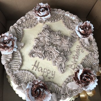 Gayana's Bakery Cafe - a birthday cake in a box - Russian Near Me - Brooklyn, New York Gayana's Bakery Cafe - a birthday cake in a box - Russian Near Me - Brooklyn, New York
