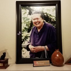 Avenue 360 Health and Wellness - Omega House Hospice  - Portrait of Eleanor Munger