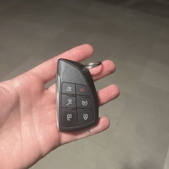 1st class locksmith - 2023 Chevy Tahoe - Keys & Locksmiths Near Me - Plano, Texas