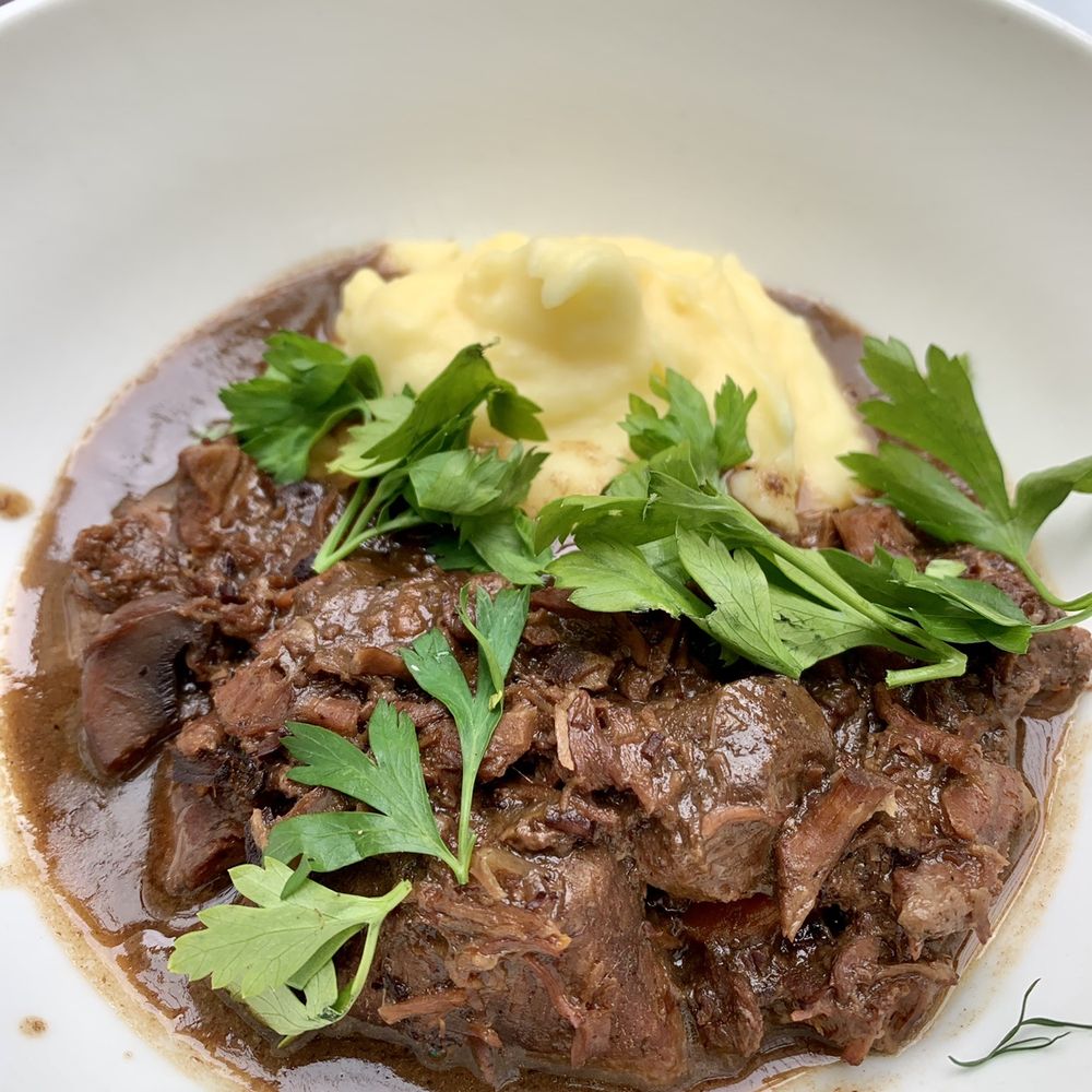 Dr. Wine - Bœuf bourguignon - Wine Bars Near Me - Dijon, 21