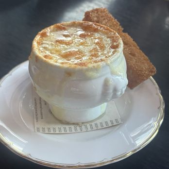 Pasjoli - French onion soup - French Near Me - Santa Monica, California Pasjoli - French onion soup - French Near Me - Santa Monica, California
