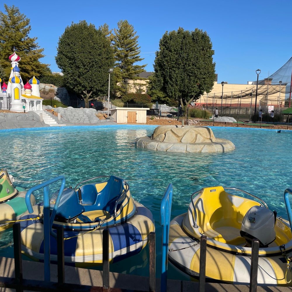 Swing-A-Round Fun Town - Bumper Boats - Mini Golf Near Me - Fenton, Missouri Swing-A-Round Fun Town - Bumper Boats - Mini Golf Near Me - Fenton, Missouri