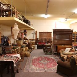 Humboldt Carpet - Antique bed frames! Wall of baskets! Persian carpets!! At the new location!