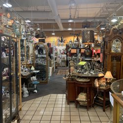Magnolia Antiques and Home Interiors