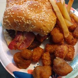 Humdinger Drive In