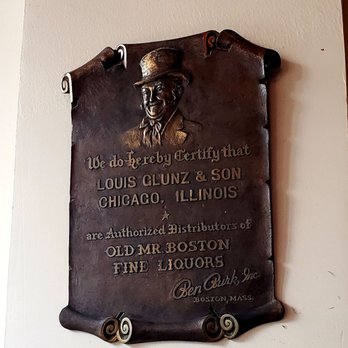 The Glunz Tavern - Bars Near Me - Chicago, Illinois The Glunz Tavern - Bars Near Me - Chicago, Illinois