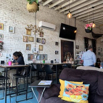 Artessence - Coffee & Tea Near Me - Jacksonville, Florida