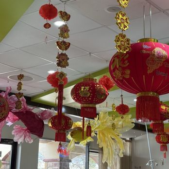 What The Pho - Beautiful decorations - Vietnamese Near Me - Plano, Texas