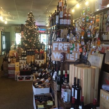 The Wise Old Dog - Beer, Wine & Spirits Near Me - West Hartford, Connecticut