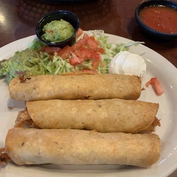 Sombrero's Mexican Cantina - Chicken flautas with corn tortillas - Mexican Near Me - Shawnee, Kansas