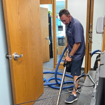 Ohana CleanUp - Marcelo (owner) cleaning all the offices in an organized fashion. - Carpet Cleaning Near Me