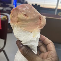 2 Scoops & A Dog - Strawberry cheesecake