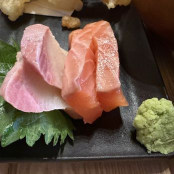 Izakaya Tenkichi - Salmon & hamachi sashimi - Japanese Near Me - Honolulu, Hawaii Izakaya Tenkichi - Salmon & hamachi sashimi - Japanese Near Me - Honolulu, Hawaii