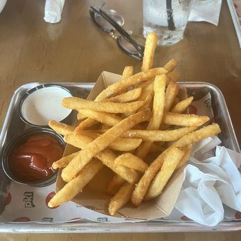 FM Kitchen & Bar - Fries - Bars Near Me - Houston, Texas FM Kitchen & Bar - Fries - Bars Near Me - Houston, Texas
