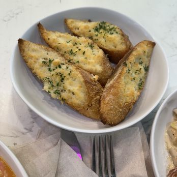 Pasta Corner - Garlic Bread - Pasta Shops Near Me - Los Angeles, California