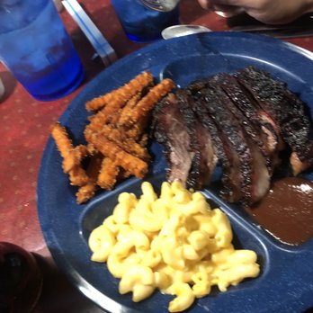 Big Hoss Bar-B-Que - Brisket, sweet potatoes and Mac & cheese - Barbeque Near Me - Killeen, Texas