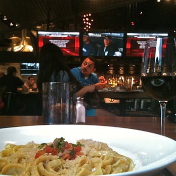JOEY Eaton Centre - Italian red wine with Classic Fettuccini Alfred that Delicious. - Canadian (New) Near Me - Toronto, Ontario JOEY Eaton Centre - Italian red wine with Classic Fettuccini Alfred that Delicious. - Canadian (New) Near Me - Toronto, Ontario