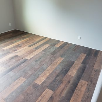 Mike's Labor Service - a hardwood floor in a room - Fences & Gates Near Me - Oakland, Oregon Mike's Labor Service - a hardwood floor in a room - Fences & Gates Near Me - Oakland, Oregon