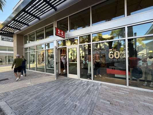 Under Armour Factory House - Daytona Beach Tanger Outlets by null