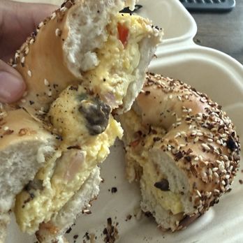 5th Avenue Bagelry - Veggie Omelet - Breakfast & Brunch Near Me - Corona, California 5th Avenue Bagelry - Veggie Omelet - Breakfast & Brunch Near Me - Corona, California