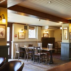 The Black Horse - The Black Horse - dine in pleasant surroundings