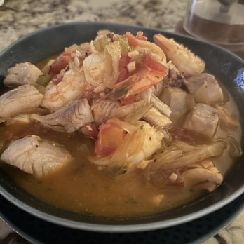 Chandler's Oceanfront Dining - Cioppino, ehhh, definitely not! - New American Near Me - Carlsbad, California