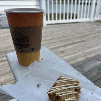 Duck's Cottage Coffee & Books - Vanilla chai biscotti - Coffee & Tea Near Me - Duck, North Carolina Duck's Cottage Coffee & Books - Vanilla chai biscotti - Coffee & Tea Near Me - Duck, North Carolina