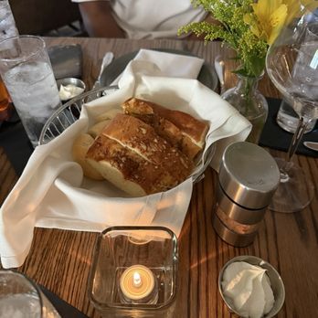Spaghettini - Bread - Italian Near Me - Seal Beach, California Spaghettini - Bread - Italian Near Me - Seal Beach, California