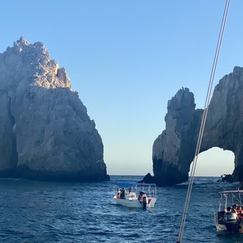 Cabo Blue Boat - The arch. - Snorkeling Near Me - Cabo San Lucas, BCS Cabo Blue Boat - The arch. - Snorkeling Near Me - Cabo San Lucas, BCS