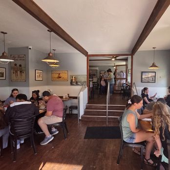 Chowder Bowl - Indoor dining - Seafood Near Me - Newport, Oregon