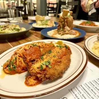 Mamma Eatery - Italian Near Me - Davis, California