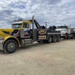 Abel's Towing - All types of heavy duty equipment.
