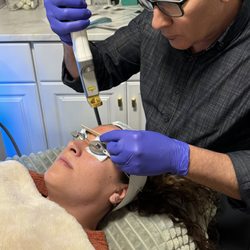 Transform Your Skin with XEO Laser Treatments
Experience radiant, youthful skin with our Laser, a customizable, non-invasive treatment