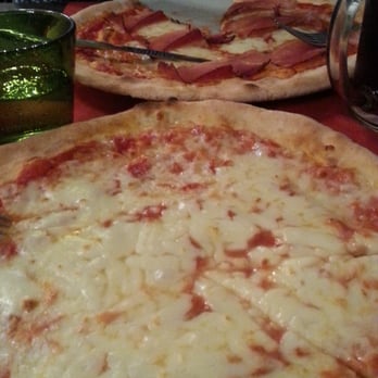 A Le Tole - Their pizzas are quite large! More than one (of us) could eat. - Pizza Near Me - Venezia, VE A Le Tole - Their pizzas are quite large! More than one (of us) could eat. - Pizza Near Me - Venezia, VE