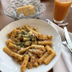 San Martin Bakery & Restaurant - Vodka Pasta with Chicken
