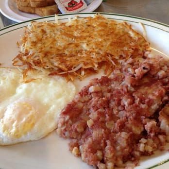 Flo's Coffee Shop - Corn Beef Hash, Eggs and Hash Browns - Breakfast & Brunch Near Me - Azusa, California Flo's Coffee Shop - Corn Beef Hash, Eggs and Hash Browns - Breakfast & Brunch Near Me - Azusa, California
