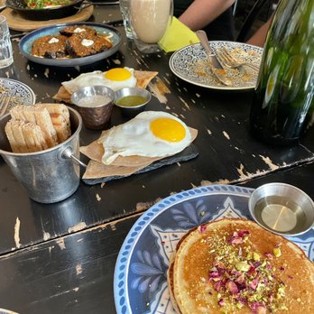 Lapis - Karayee (brunch menu), buranee bademjan (all day, vegetarian dishes), brunch bolani, lapis pancakes - Afghan Near Me - Washington, DC, District of Columbia