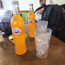 Tacos Casa Sonora - Fanta Orange