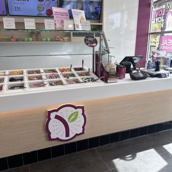 Yogurtland - Toppings - Ice Cream & Frozen Yogurt Near Me - Riverside, California
