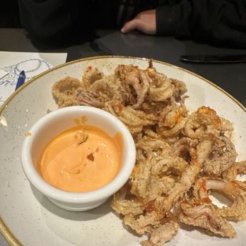 Silver Cloud Hotel - Seattle Stadium - Hotel restaurant calamari - Hotels Near Me - Seattle, Washington Silver Cloud Hotel - Seattle Stadium - Hotel restaurant calamari - Hotels Near Me - Seattle, Washington