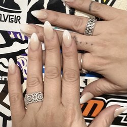 Number One Nails - Nude ombré.