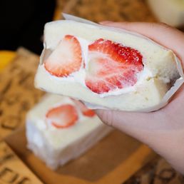 Strawberry Sando