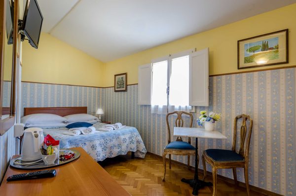 Il Pitti Soggiorno by null