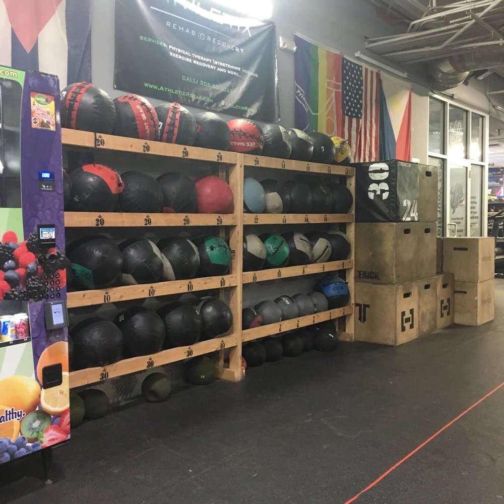 Team Soul Training - Wall ball and box jumps for days - Interval Training Gyms Near Me - Miami, Florida Team Soul Training - Wall ball and box jumps for days - Interval Training Gyms Near Me - Miami, Florida