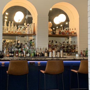 Betts - Bar area - New American Near Me - Cleveland, Ohio