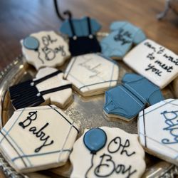 Baker's Bouquet - Our color theme was shades of Blue & silver!