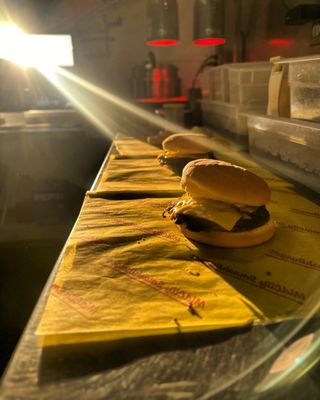 MidCity SmashedBurger @ Waypoint Hotel by null